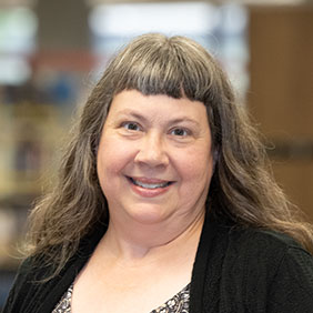 Photo of Julie Deardorff