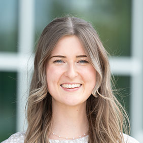 Photo of Leah Landry