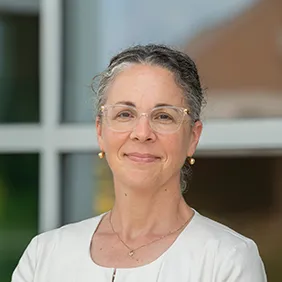 Photo of Nicole Marvin