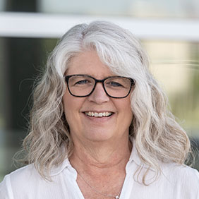 Photo of Pam Smith
