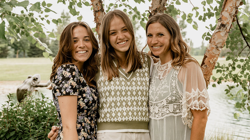 Julie Clark (right), with her daughters Maddie (left) and Kinslee (middle).