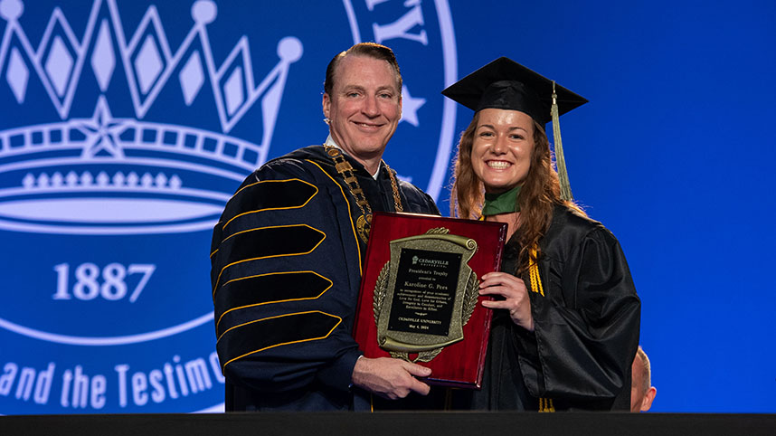 Karoline Pees receives the President's Trophy.