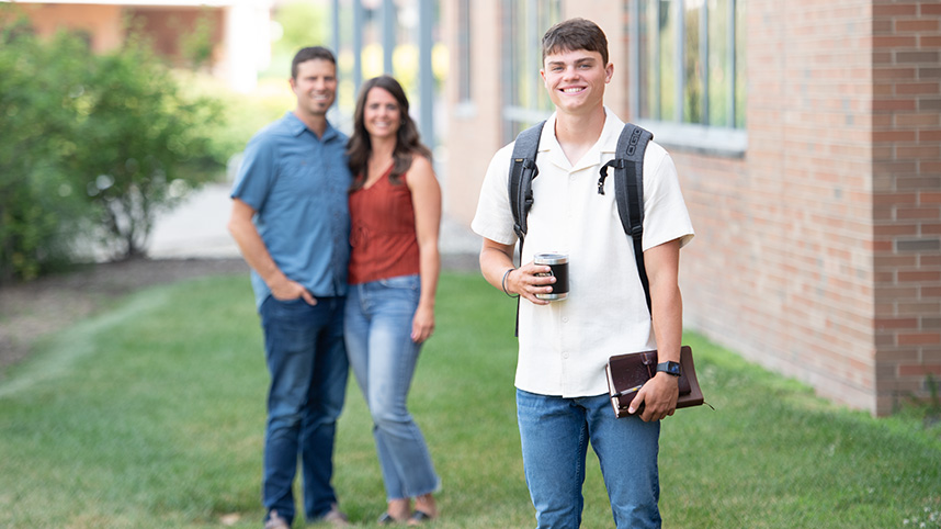 Student and parents on the first day at Cedarville University.