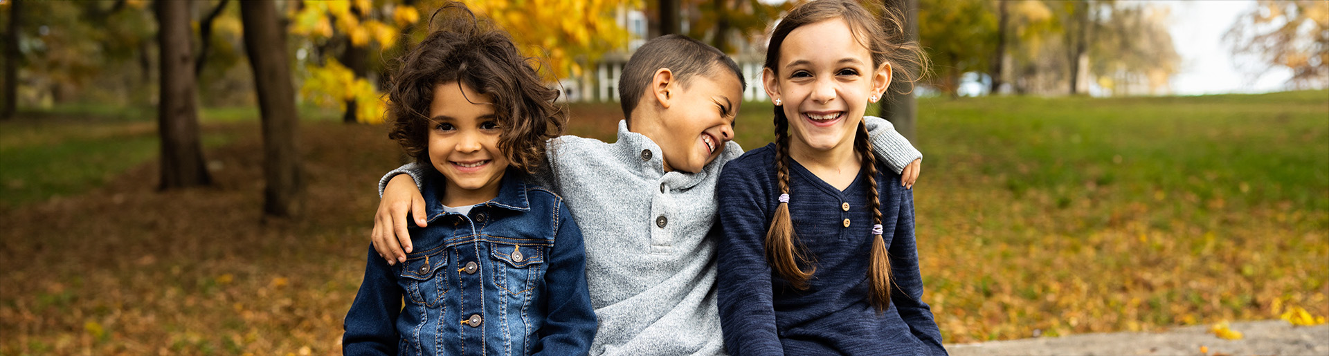 Harris kids are all smiles after Mia&#39;s full recovery from a terrible accident.