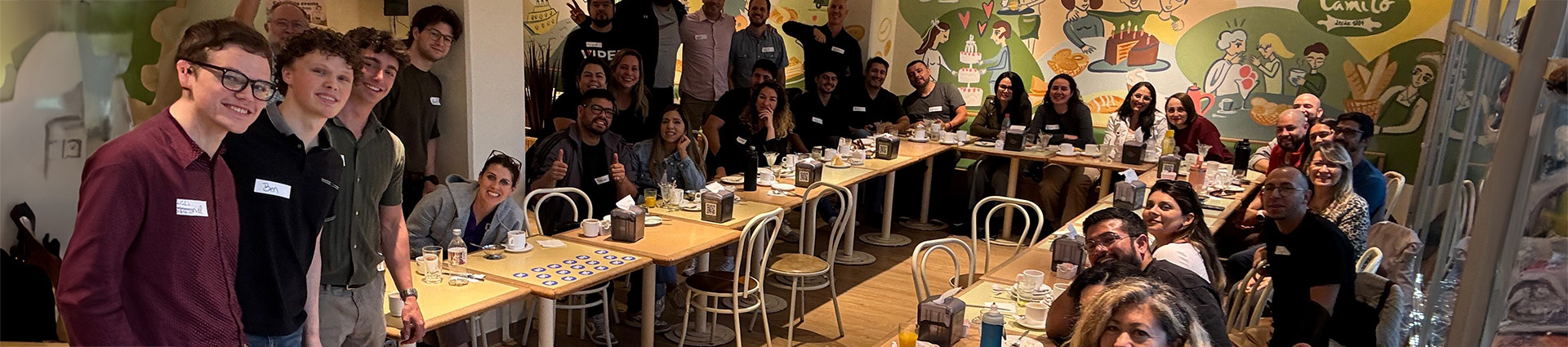 Josh Hochstedler and other Entrepreneurs for Christ students at an entrepreneurs gathering in Chile.