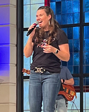 Renee Leanne singing at a church.