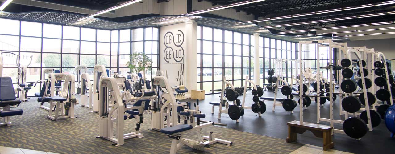 The weightlifting room at Cedarville